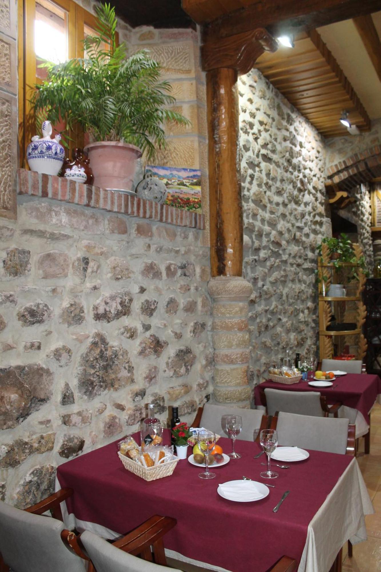 Hotel San Roque Рейноса Екстер'єр фото