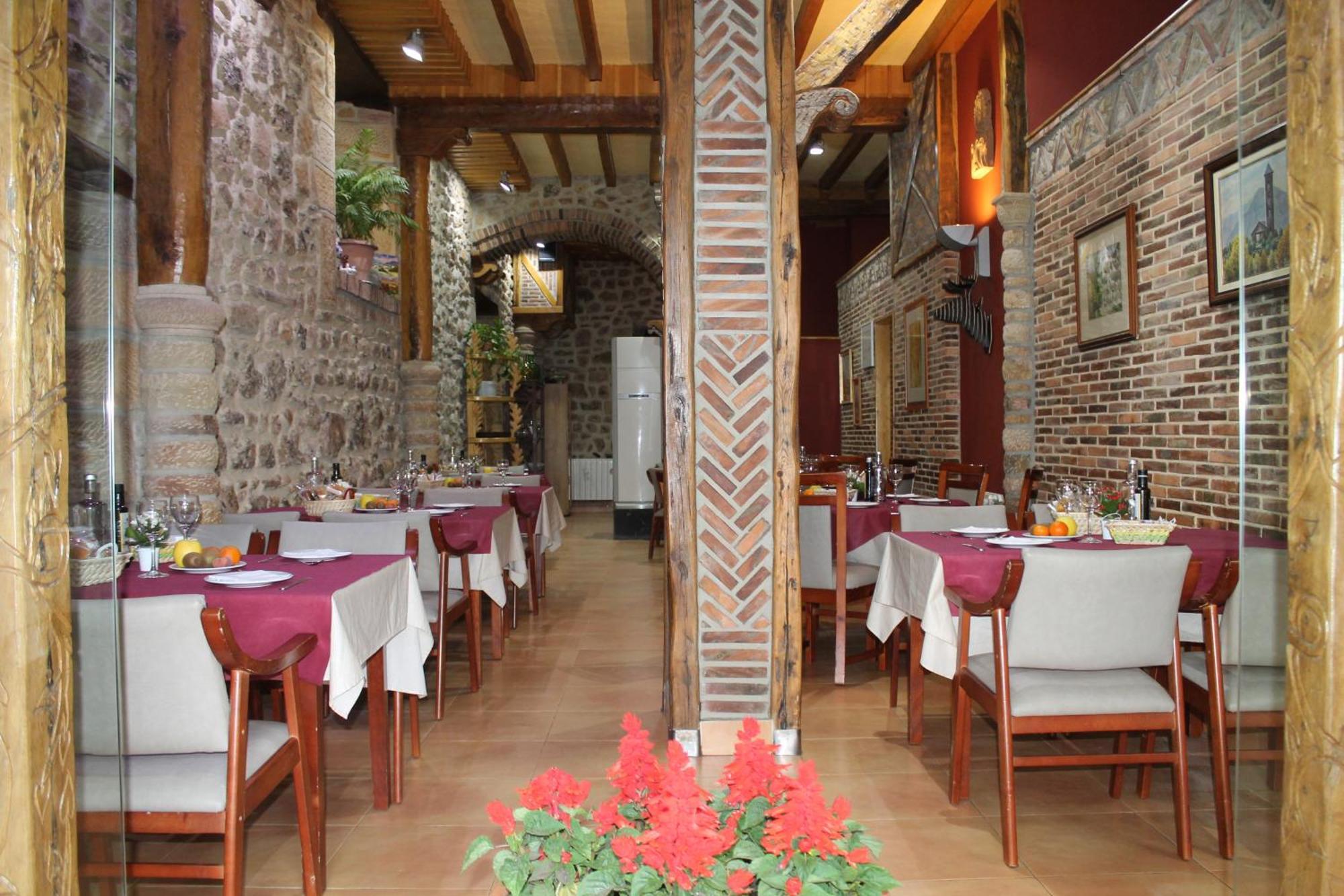 Hotel San Roque Рейноса Екстер'єр фото