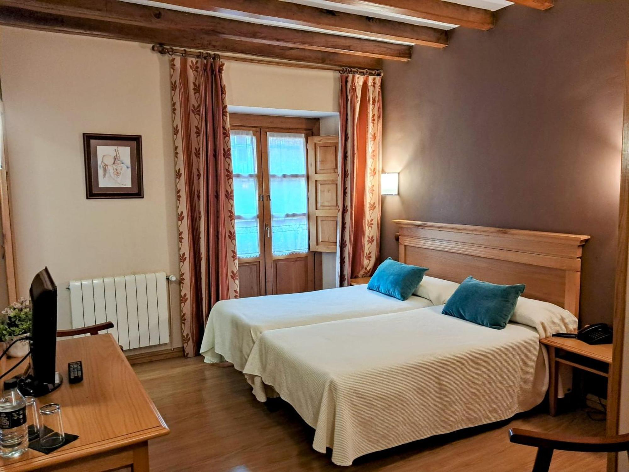 Hotel San Roque Рейноса Екстер'єр фото