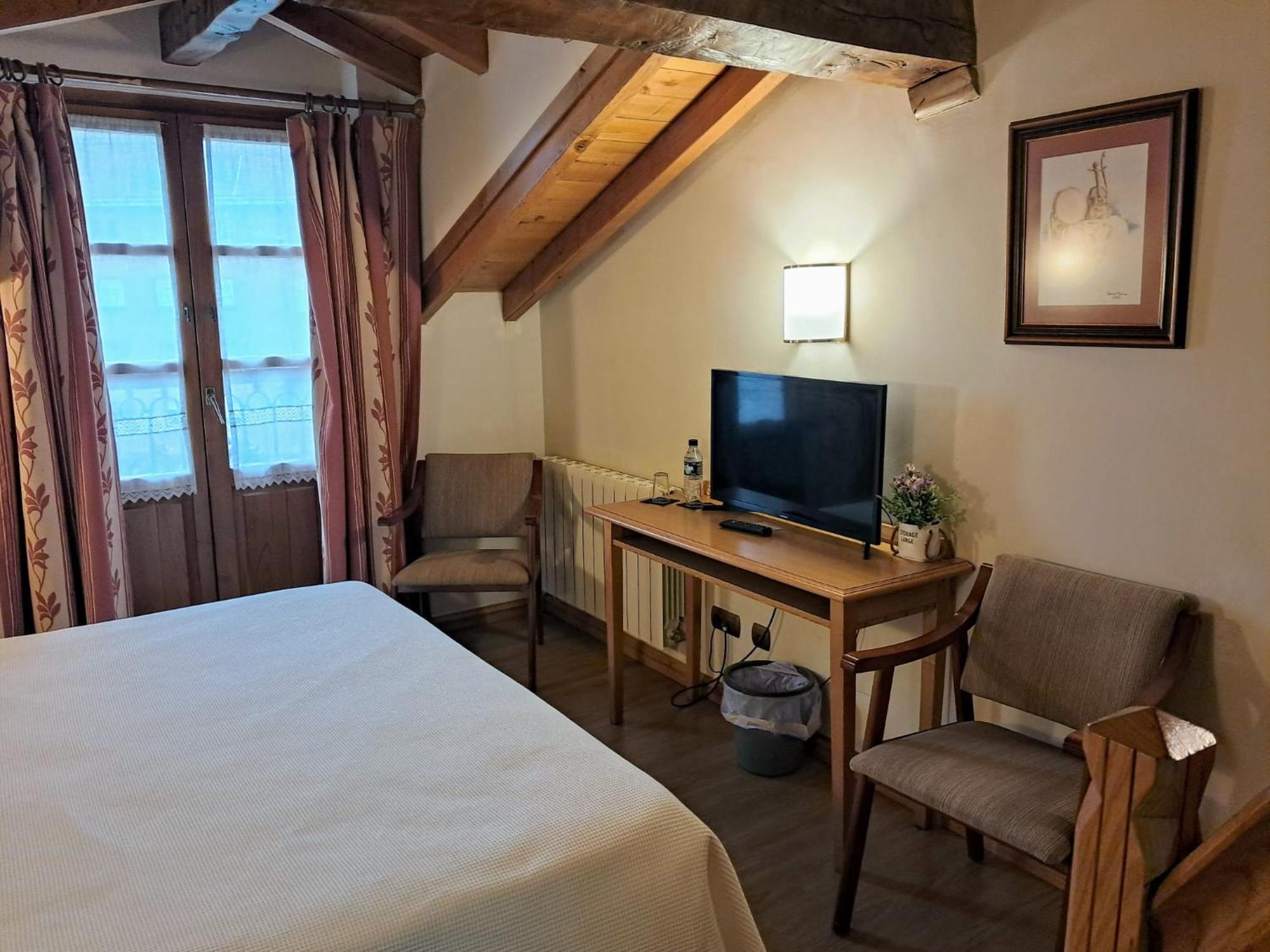 Hotel San Roque Рейноса Екстер'єр фото