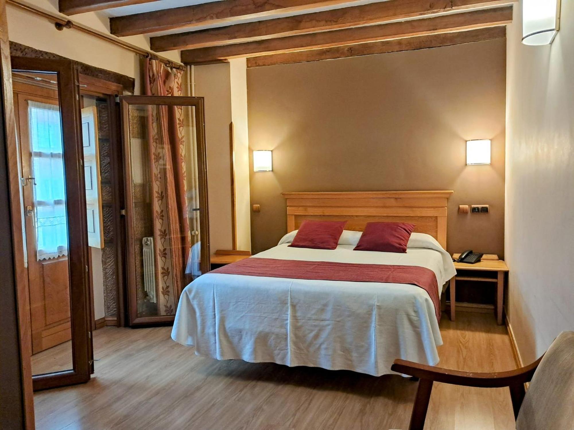Hotel San Roque Рейноса Екстер'єр фото